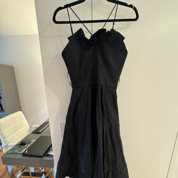 Black Dress - Picture 1 of 2